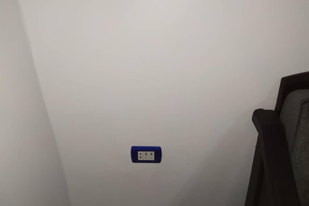Sunny Modern Apartment With Good Internet, Near From City Center Of Alexandria Kültér fotó