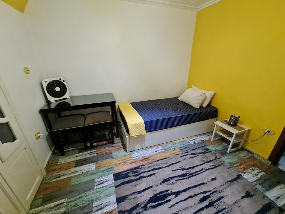 Sunny Modern Apartment With Good Internet, Near From City Center Of Alexandria Kültér fotó