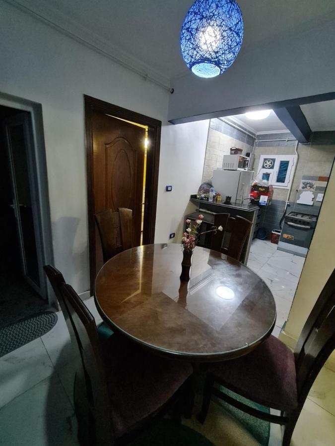 Sunny Modern Apartment With Good Internet, Near From City Center Of Alexandria Kültér fotó